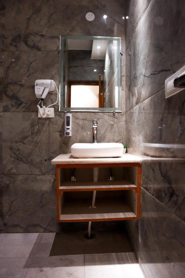 Hotel Joylife- Chottu Ram Chowk Rohtak Haryana Exterior photo